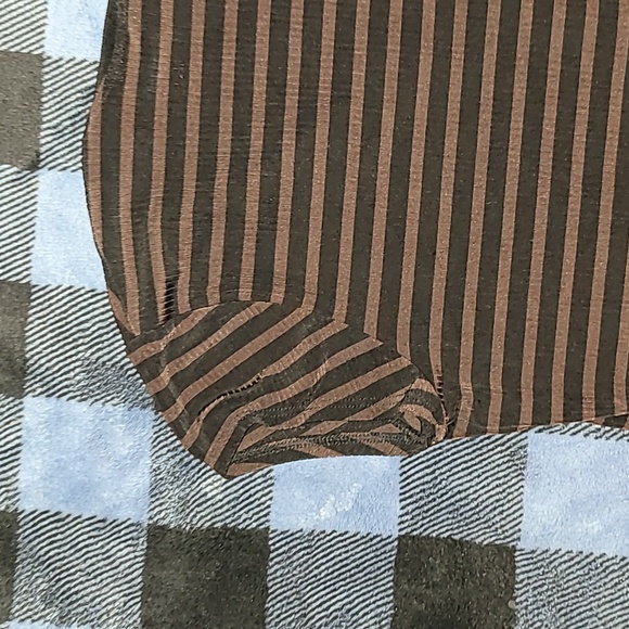 Vintage. Made in USA. Chico's Design. 5 % spandex. Women's v-neck size 0. - Picture 12 of 14